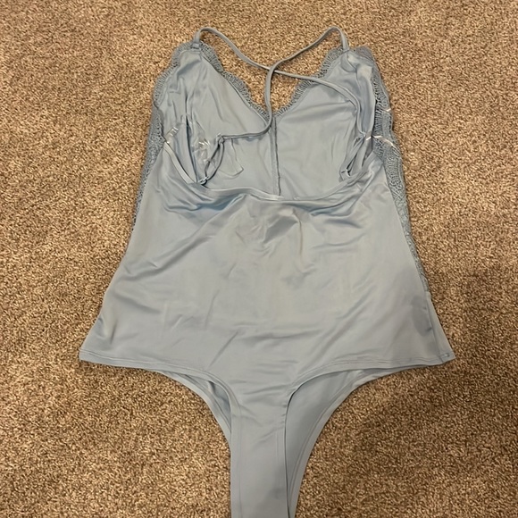 Lace body suit - Picture 2 of 3